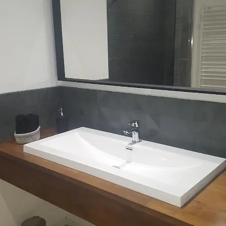 Apartment T2 60 M² - Au Coeur De Gignac (Herault)